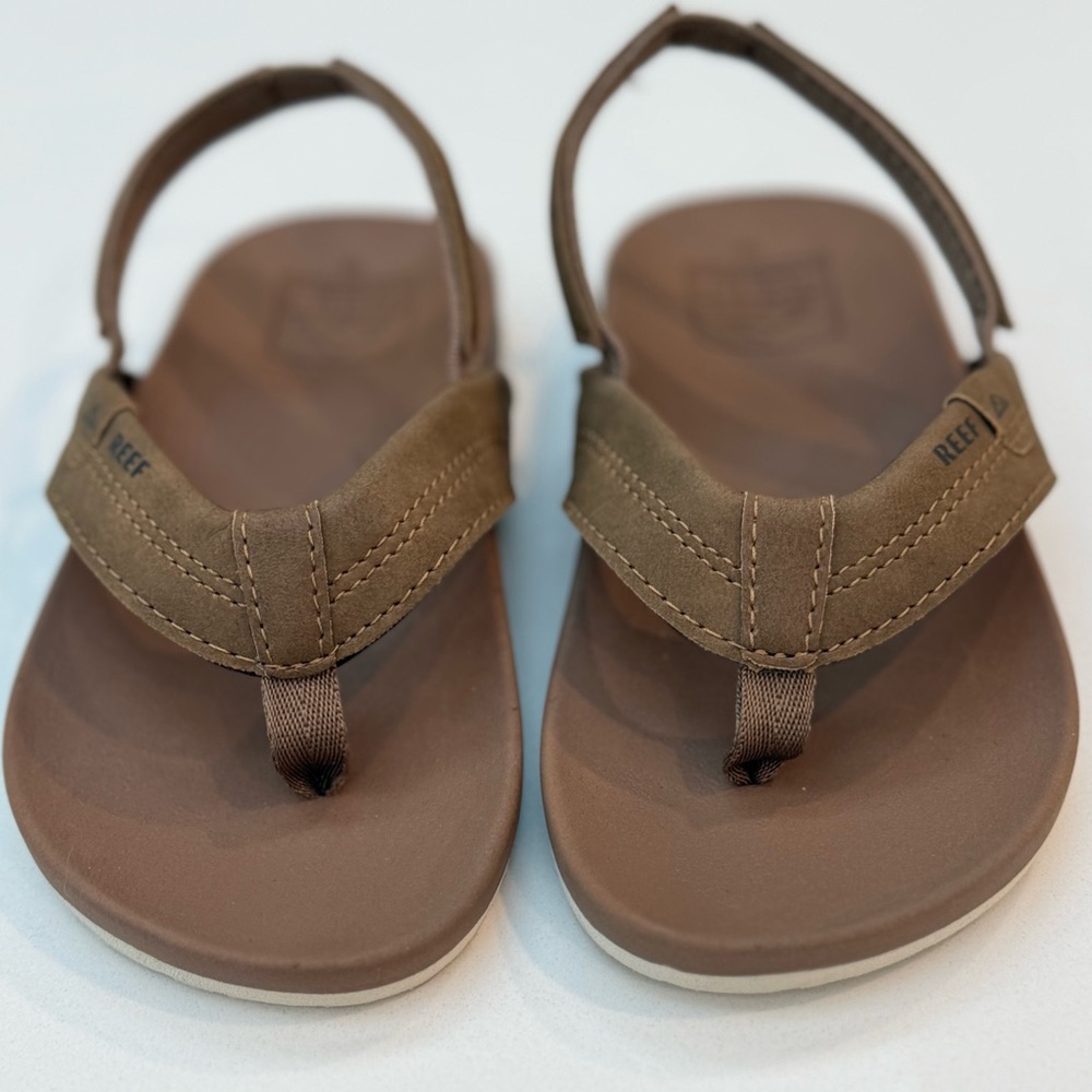 Reef Kids Tan Flip Flops: Toddler SZ 10